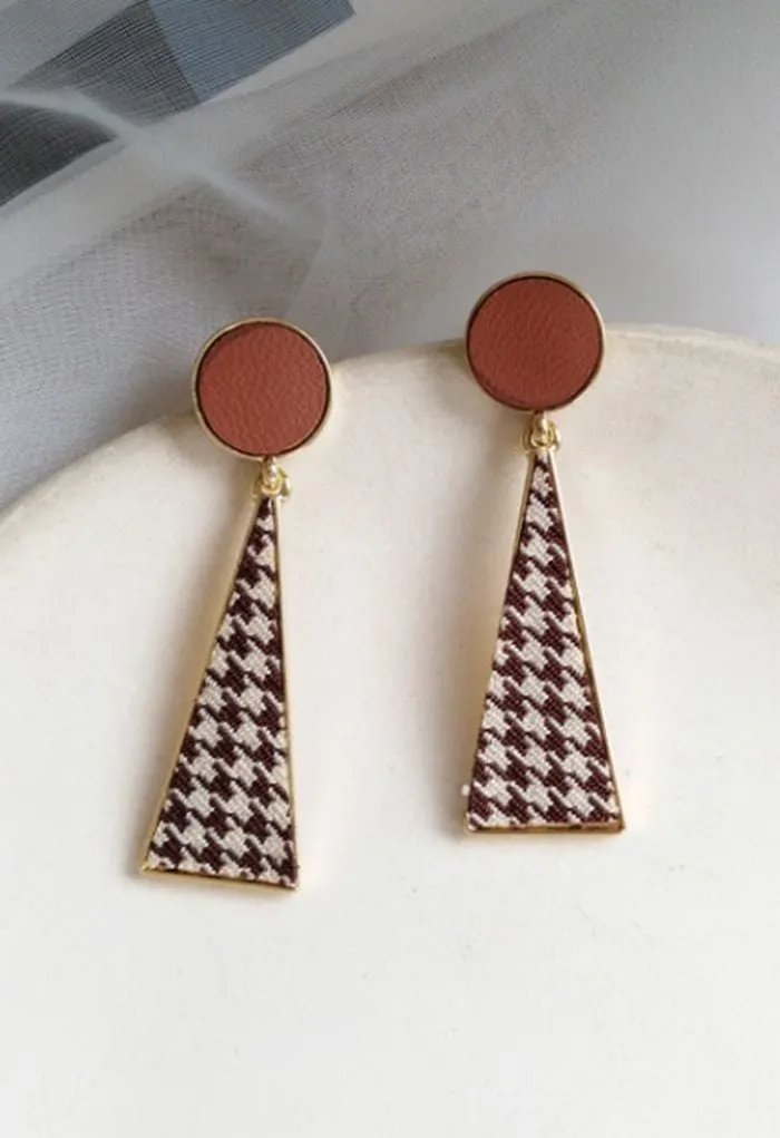 Pendants d'oreilles triangle à motif ondulé