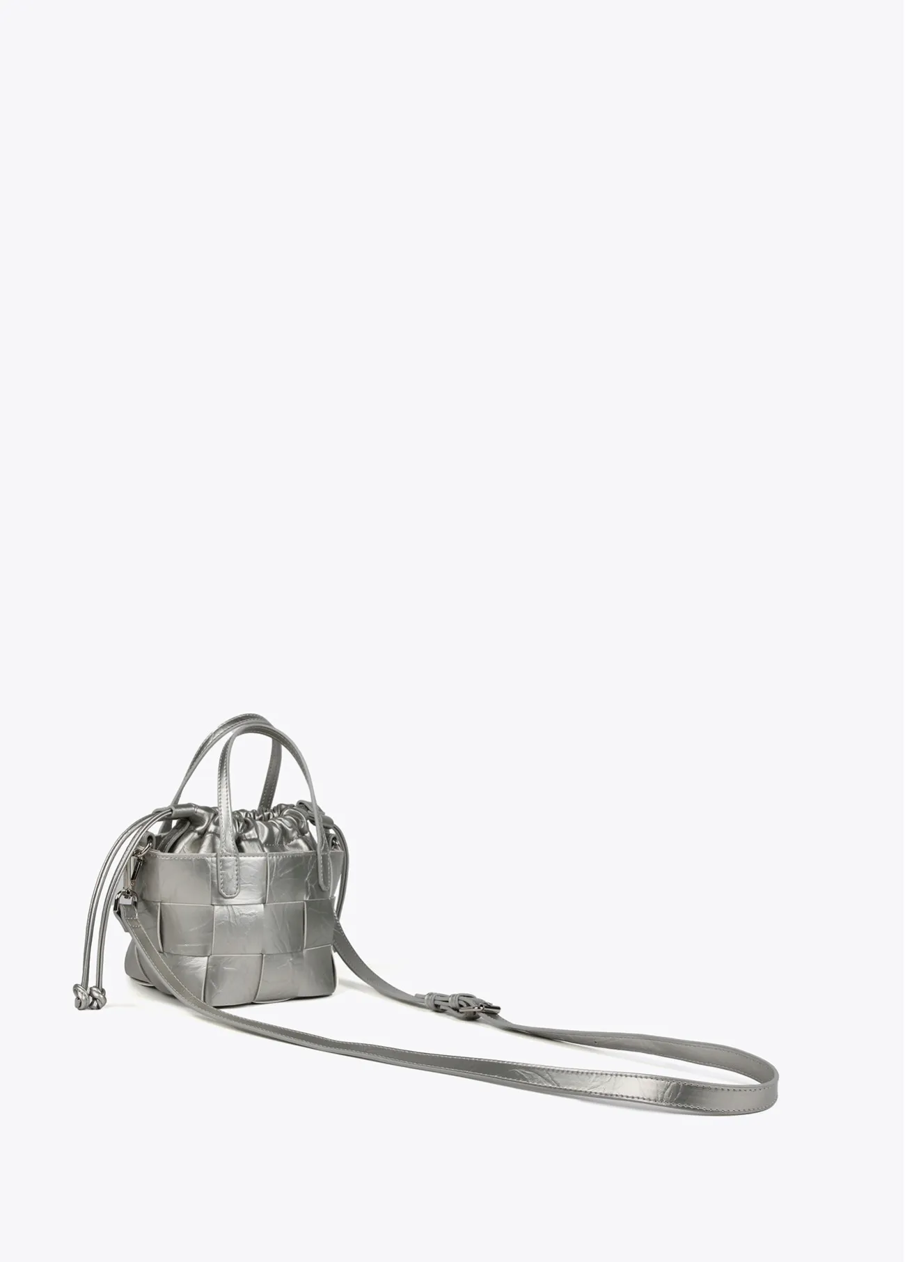 Petit sac tressé texturé