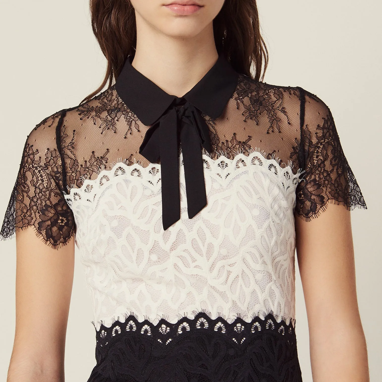 Robe dentelle bicolore